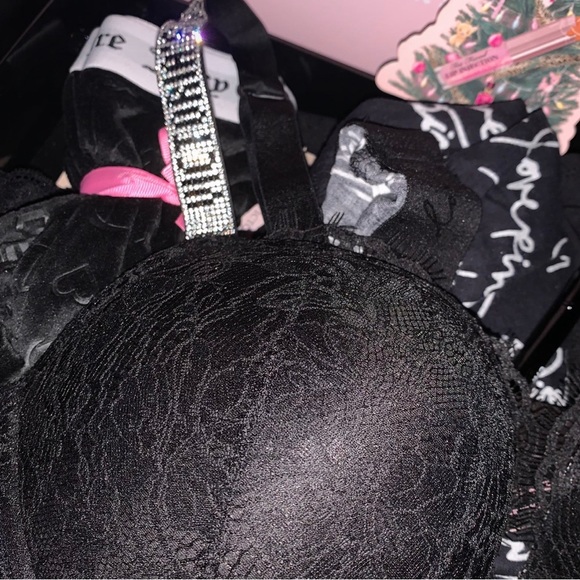 Victoria’s Secret rhinestone strap push up lace bra - Picture 5 of 5